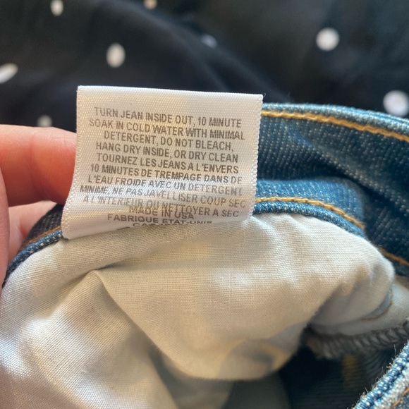 A.N.D. Women’s Jean shorts - Picture 5 of 5